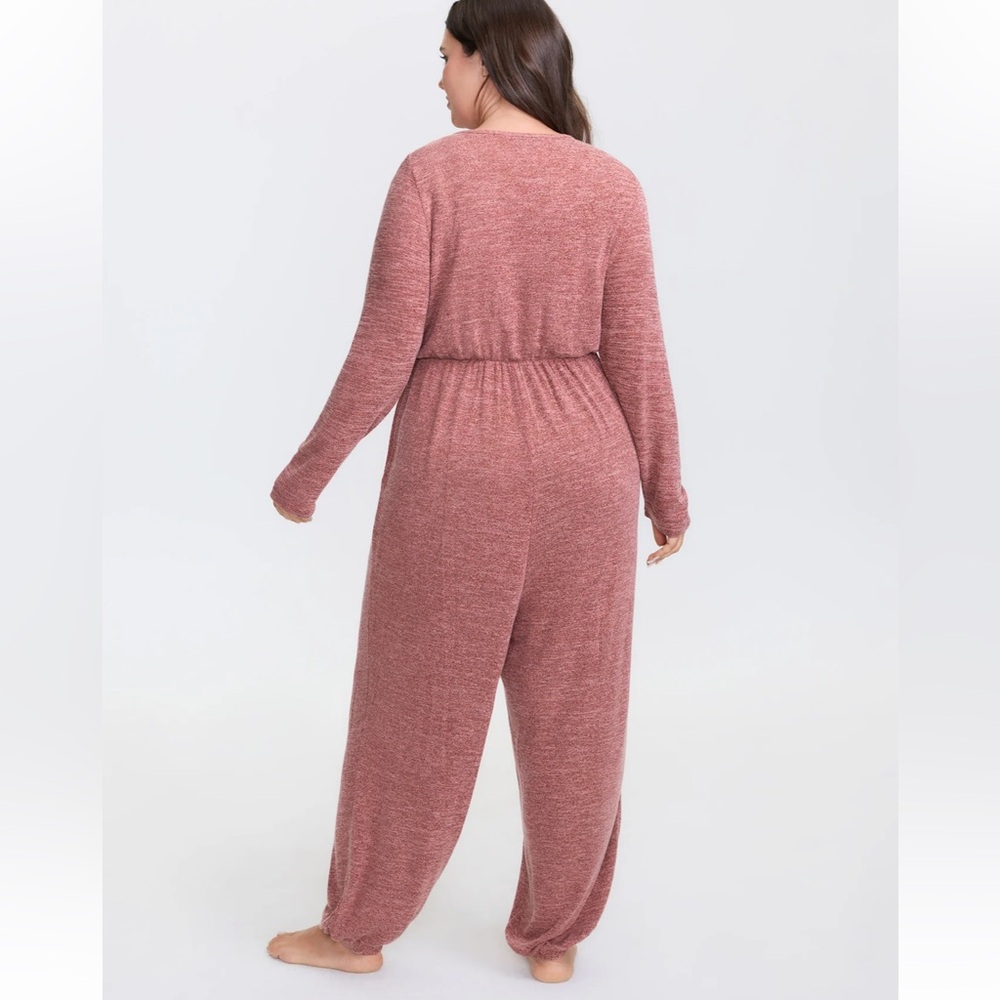BloomChic Heathered Red Women's Jumpsuit - Picture 3 of 13